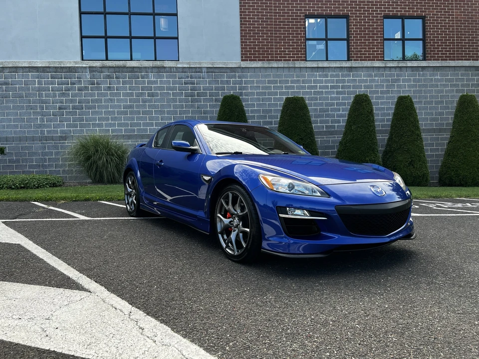 2009 Mazda RX-8 2nd Gen - Image 2 of 31