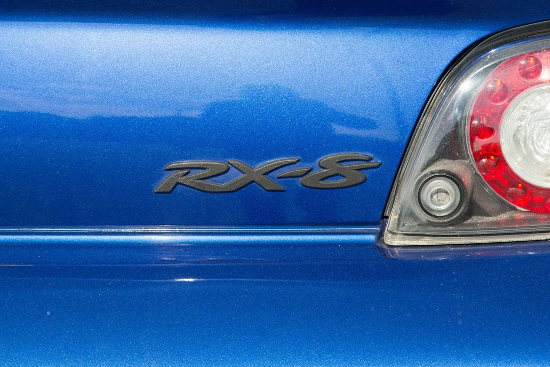 2009 Mazda RX-8 2nd Gen - Image 25 of 31