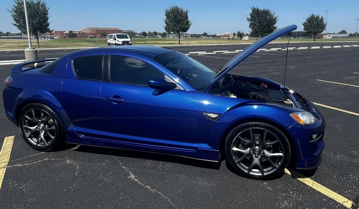 2009 Mazda RX-8 2nd Gen - Image 27 of 31
