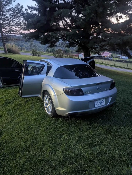 2009 Mazda RX-8 2nd Gen - Image 2 of 7