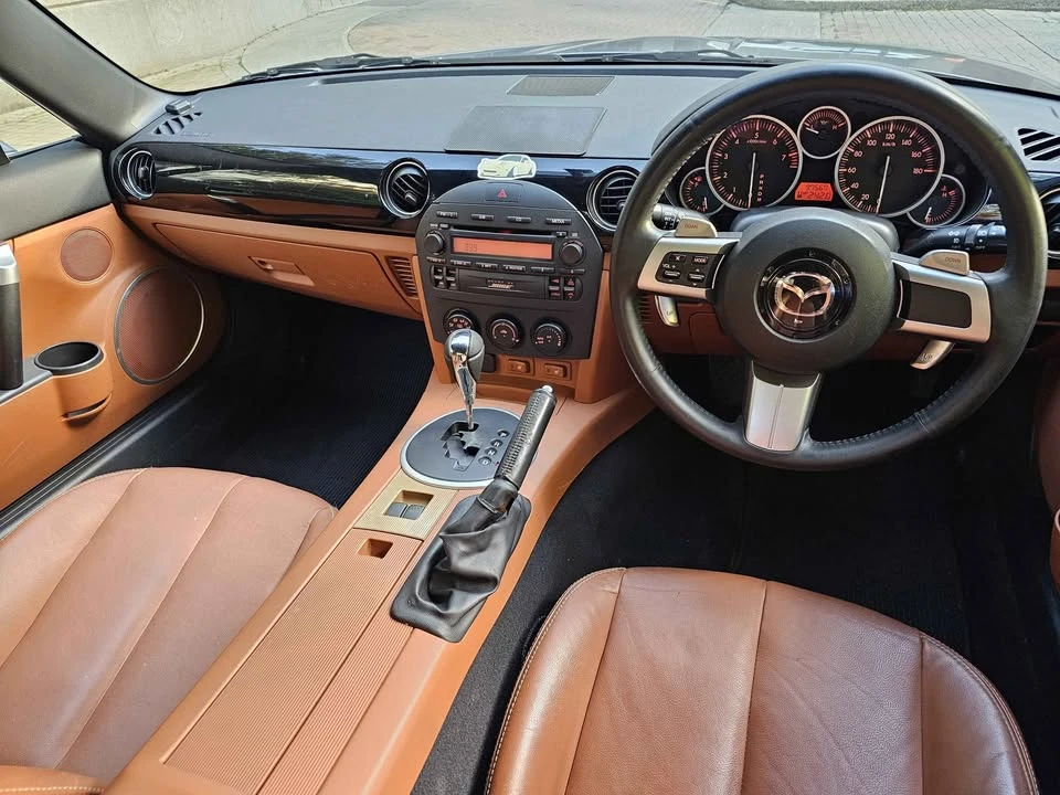 2009 Mazda NC MX-5 Miata - Image 11 of 15
