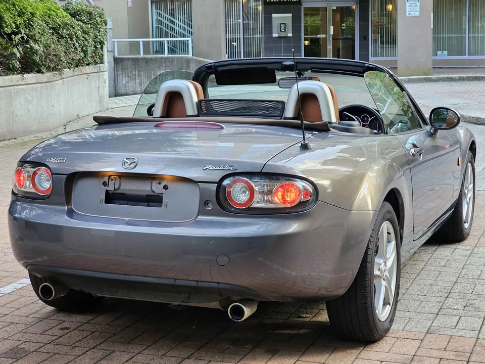 2009 Mazda NC MX-5 Miata - Image 5 of 15