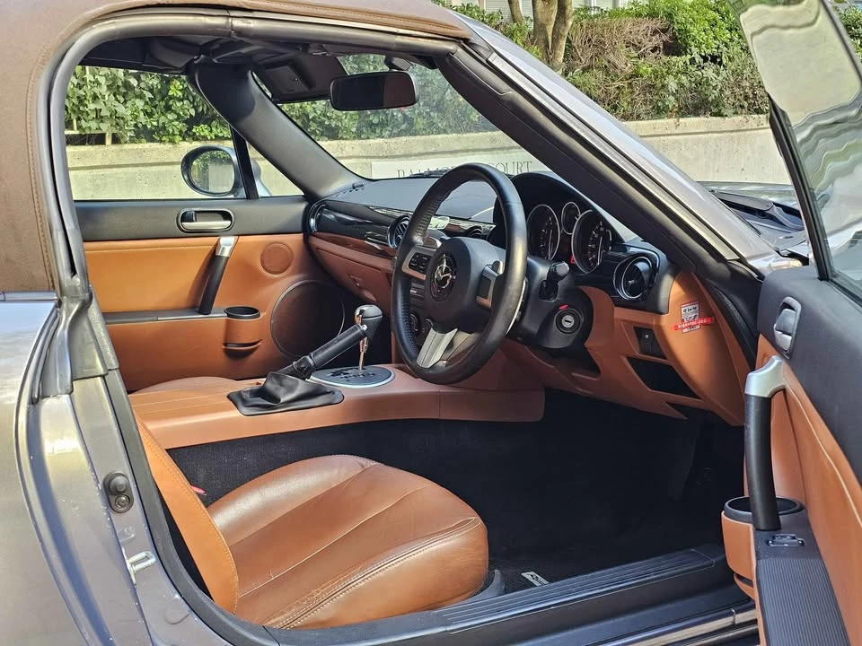 2009 Mazda NC MX-5 Miata - Image 10 of 15