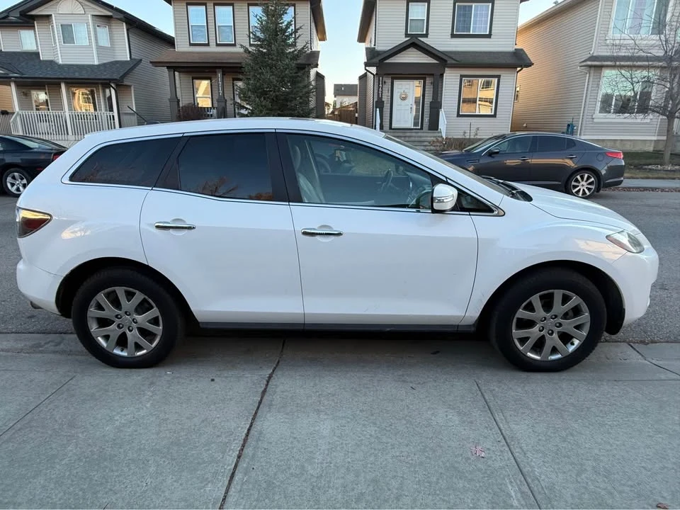 2009 Mazda CX-7 - Image 2 of 10