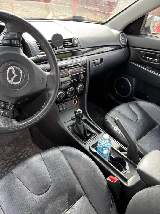 2009 Mazda Mazda 3 2nd Gen - Image 5 of 11