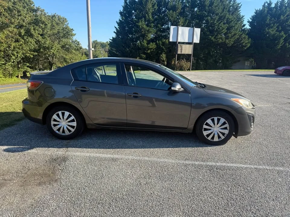 2009 Mazda Mazda 3 1st Gen - Image 3 of 14