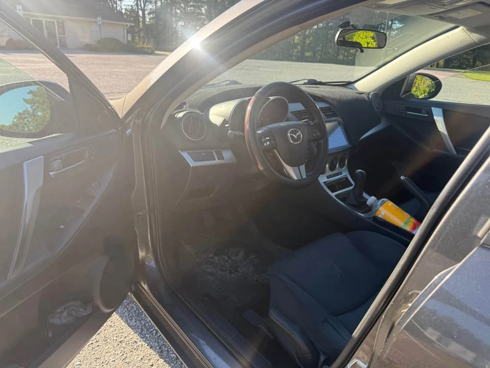 2009 Mazda Mazda 3 1st Gen - Image 11 of 14