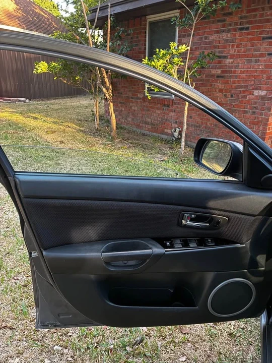 2009 Mazda Mazda 3 1st Gen - Image 10 of 13