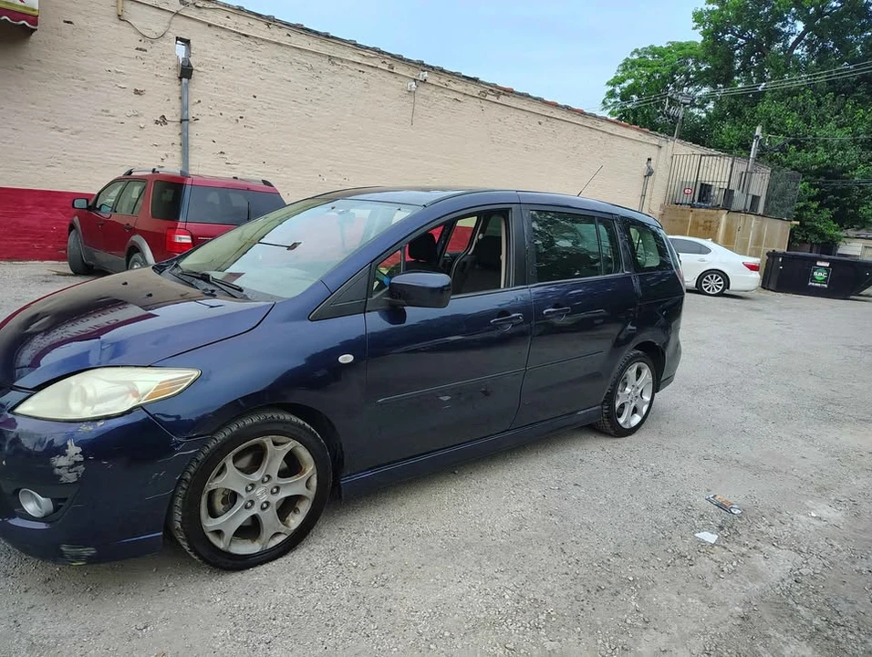 2009 Mazda Mazda 5 - Image 2 of 9