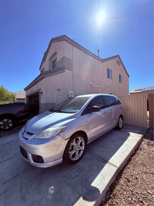 2009 Mazda Mazda 5 - Image 3 of 9