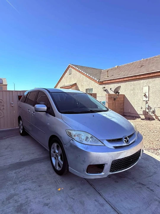 2009 Mazda Mazda 5 - Image 2 of 12