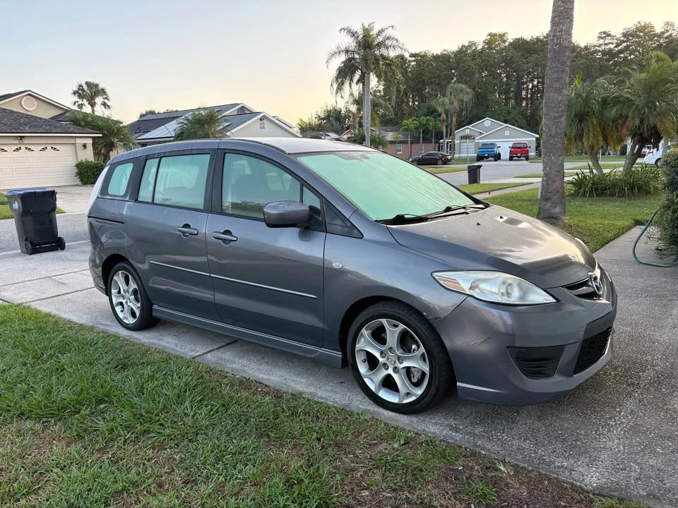 2009 Mazda Mazda 5 - Image 2 of 8