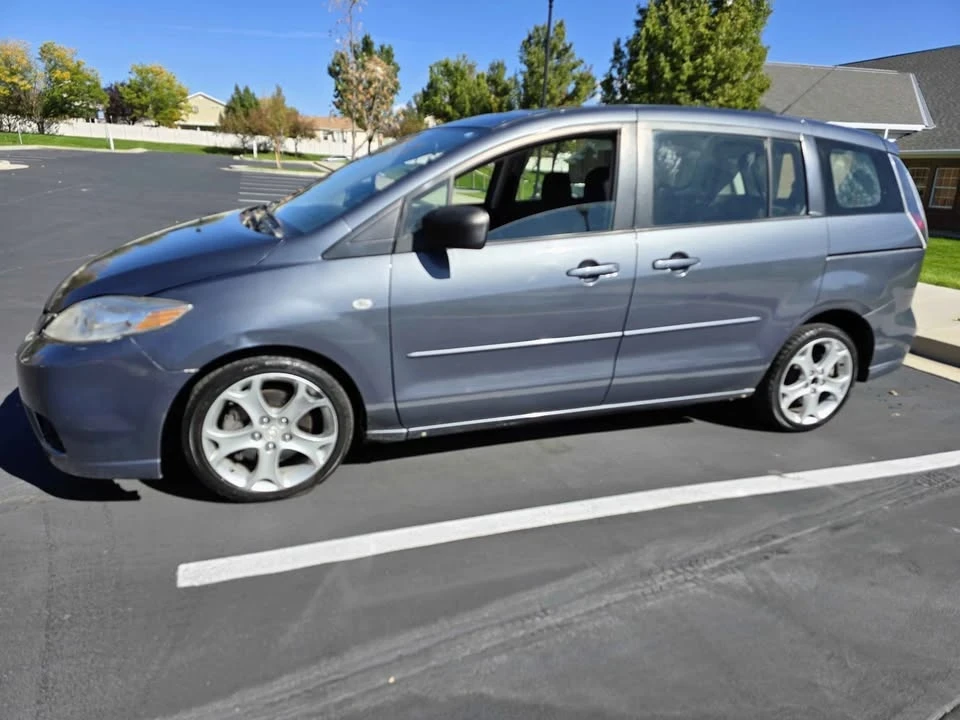 2009 Mazda Mazda 5 - Image 5 of 18