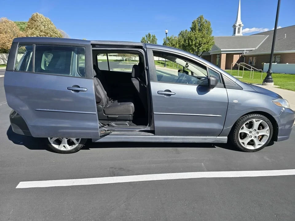 2009 Mazda Mazda 5 - Image 4 of 18