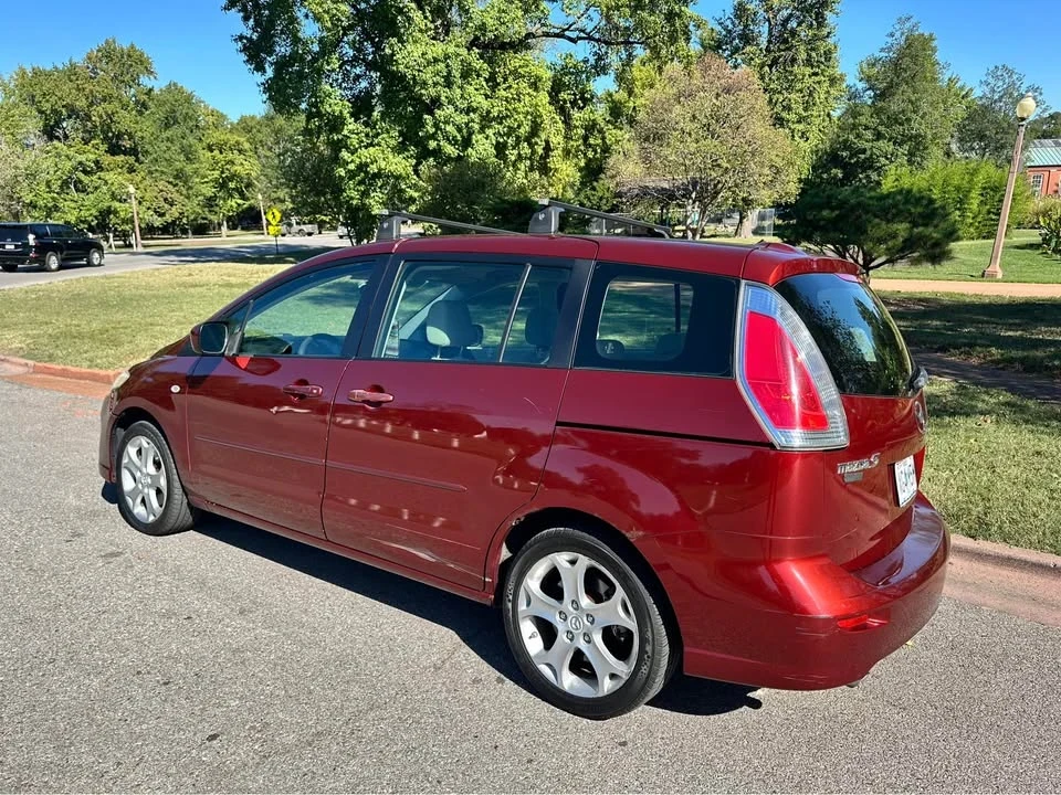 2009 Mazda Mazda 5 - Image 2 of 15