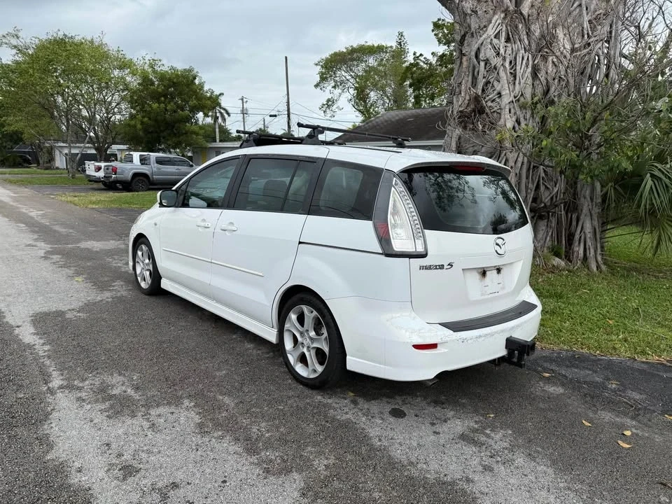 2009 Mazda Mazda 5 - Image 2 of 11