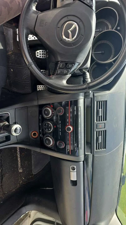 2009 Mazda Mazdaspeed 3 1st Gen - Image 4 of 4