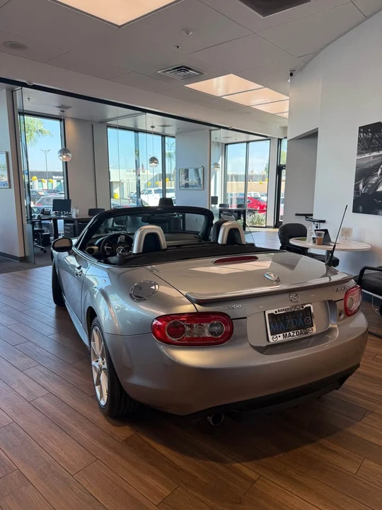 2009 Mazda NC MX-5 Miata - Image 3 of 4