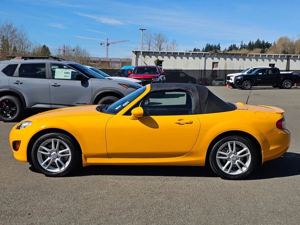 2009 Mazda NC MX-5 Miata - Image 8 of 19