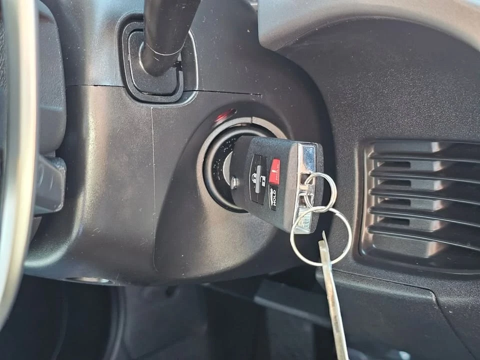 2009 Mazda NC MX-5 Miata - Image 13 of 19