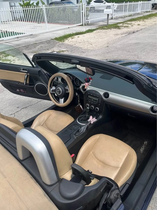 2009 Mazda NC MX-5 Miata - Image 11 of 14