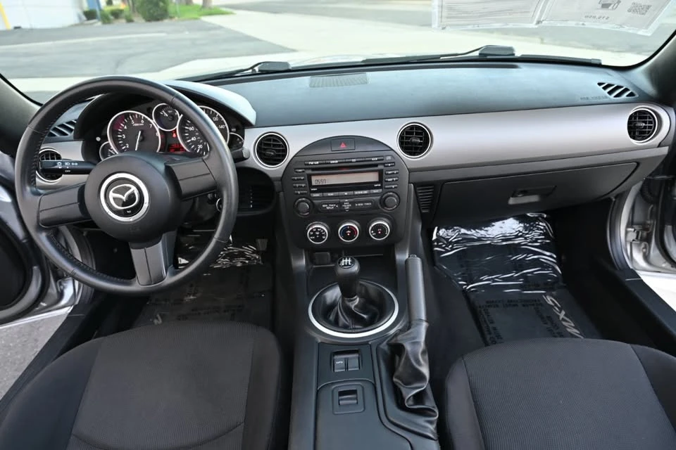 2009 Mazda NC MX-5 Miata - Image 18 of 20