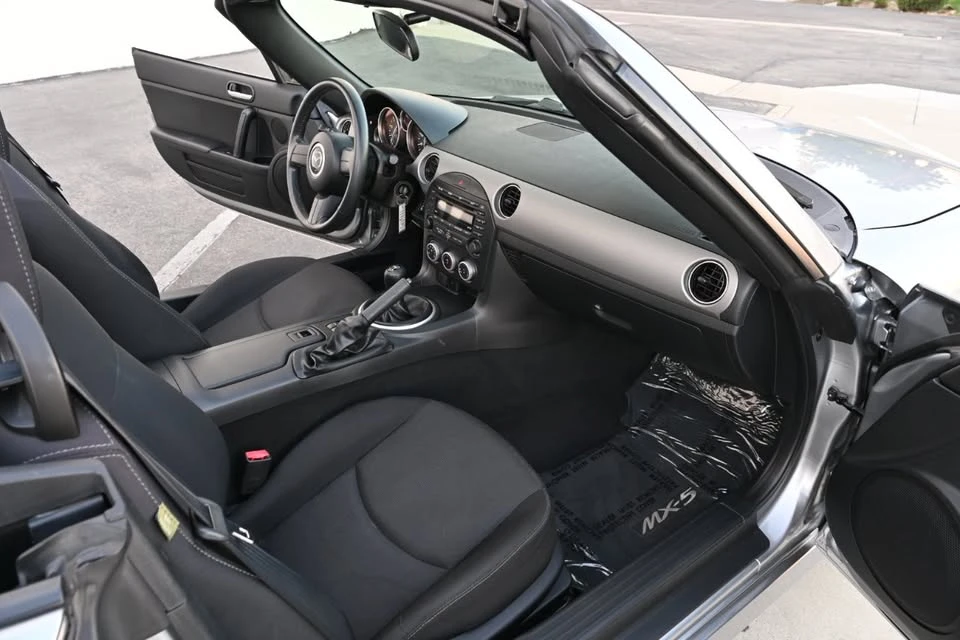 2009 Mazda NC MX-5 Miata - Image 19 of 20