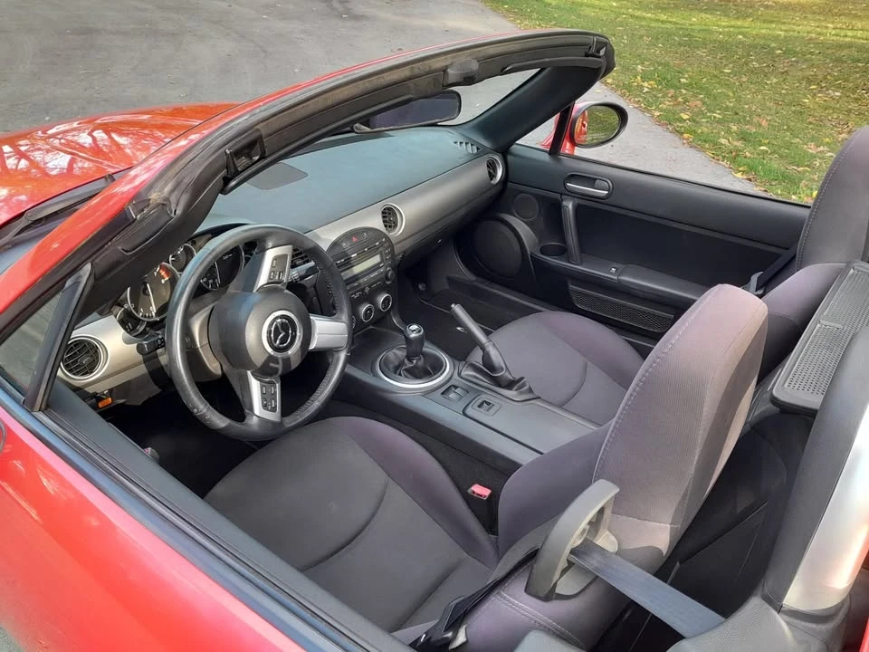 2009 Mazda NC MX-5 Miata - Image 5 of 8