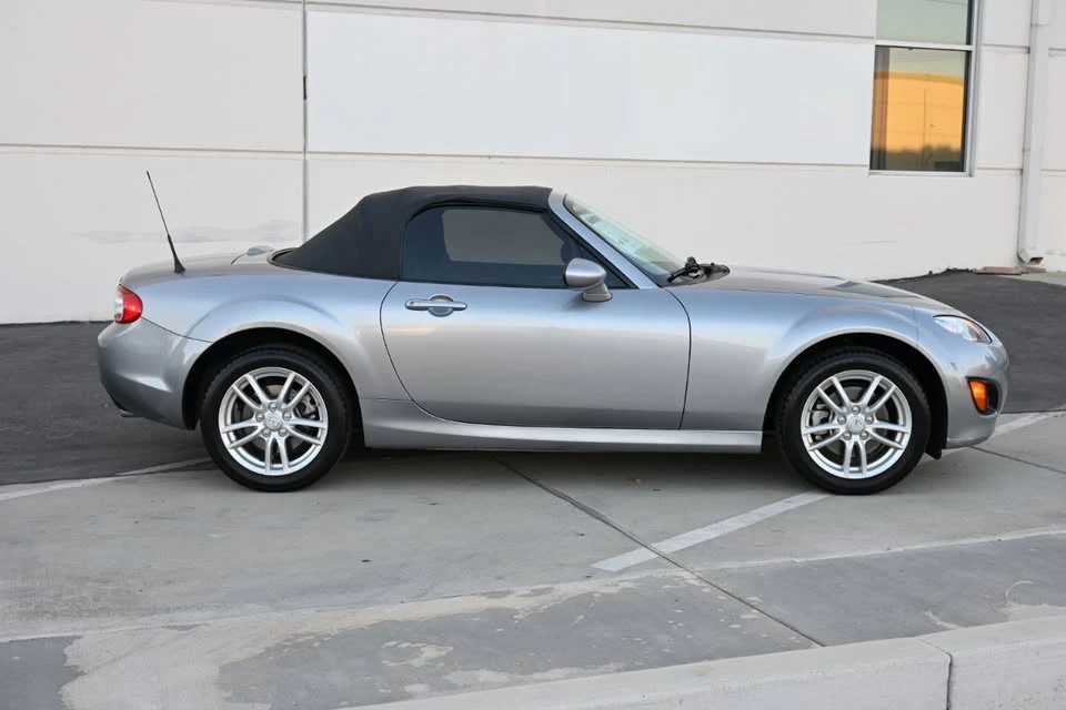 2009 Mazda NC MX-5 Miata - Image 13 of 20