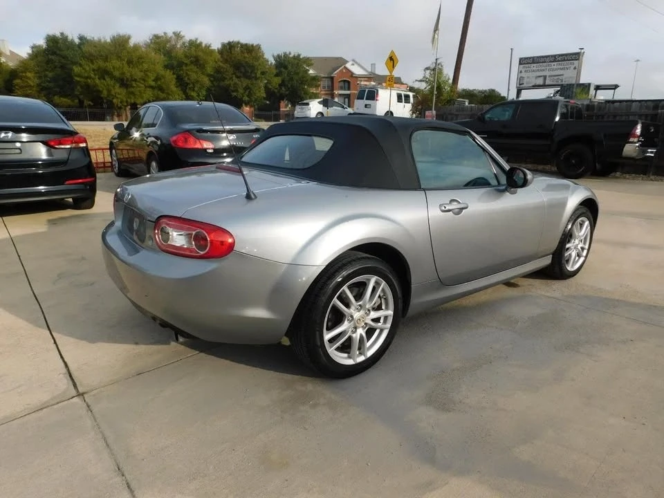 2009 Mazda NC MX-5 Miata - Image 8 of 19