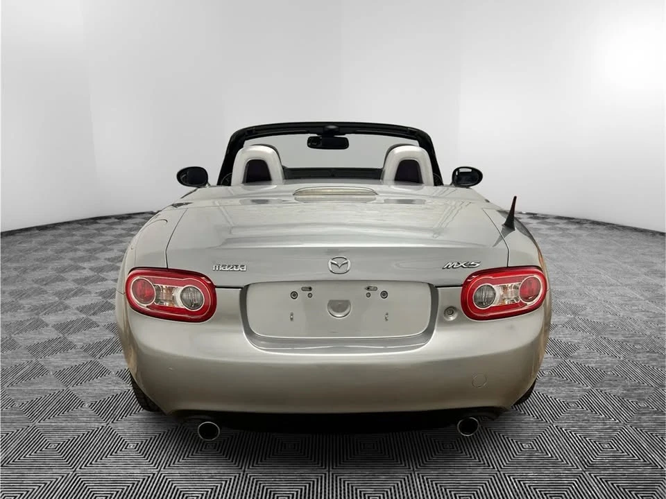2009 Mazda NC MX-5 Miata - Image 4 of 20