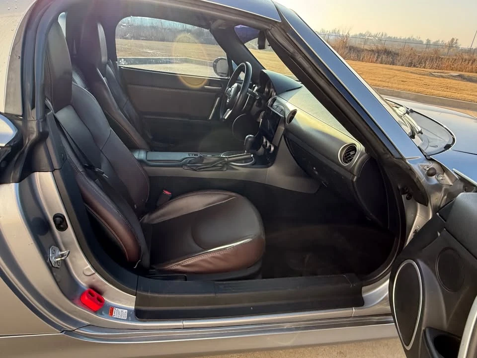 2009 Mazda NC MX-5 Miata - Image 8 of 11