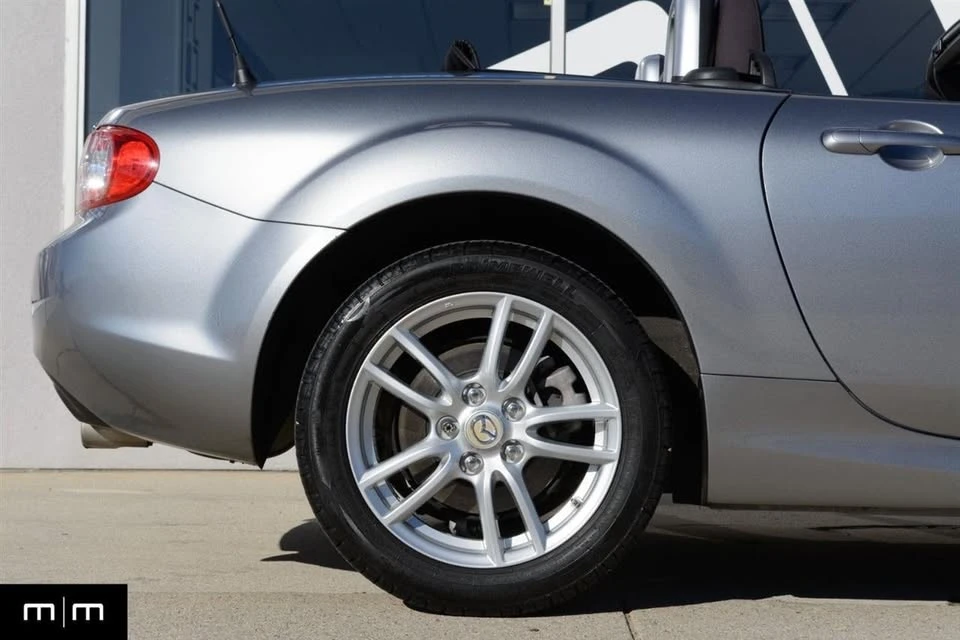 2009 Mazda NC MX-5 Miata - Image 17 of 20