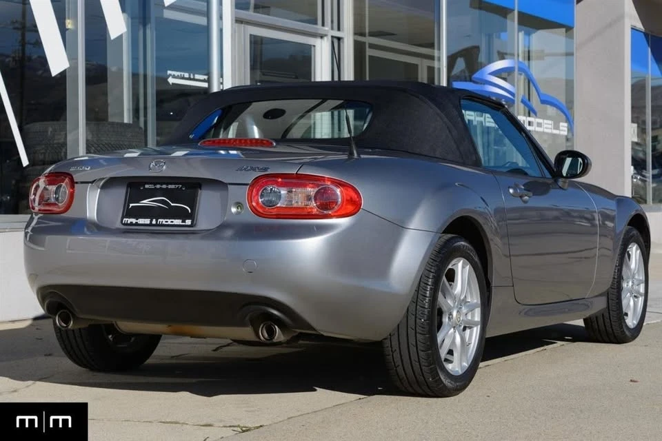 2009 Mazda NC MX-5 Miata - Image 8 of 20