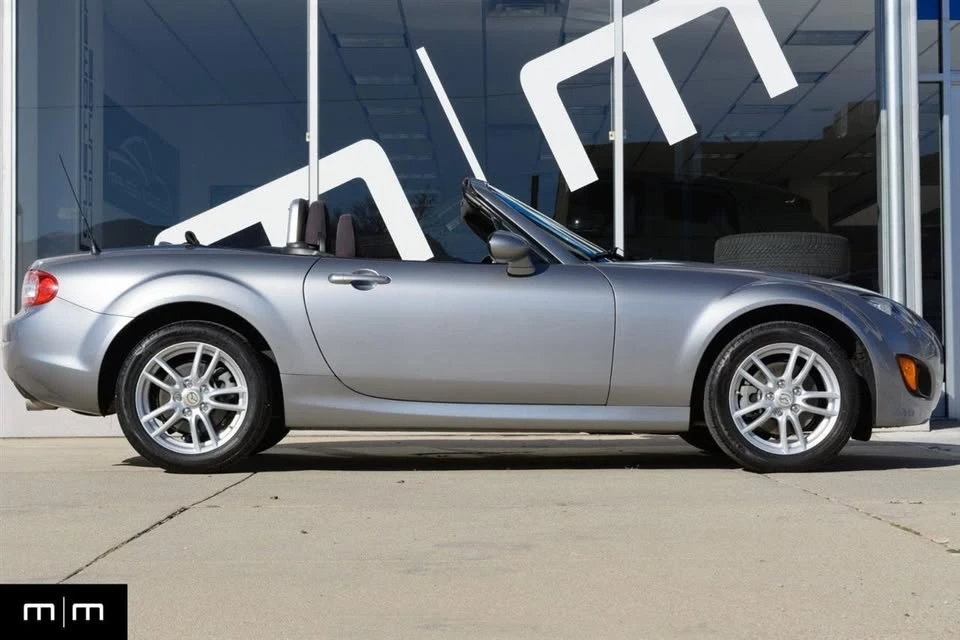 2009 Mazda NC MX-5 Miata - Image 11 of 20