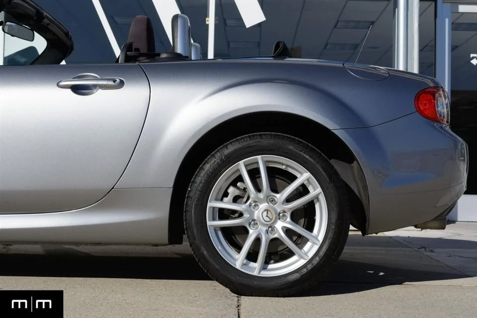2009 Mazda NC MX-5 Miata - Image 16 of 20