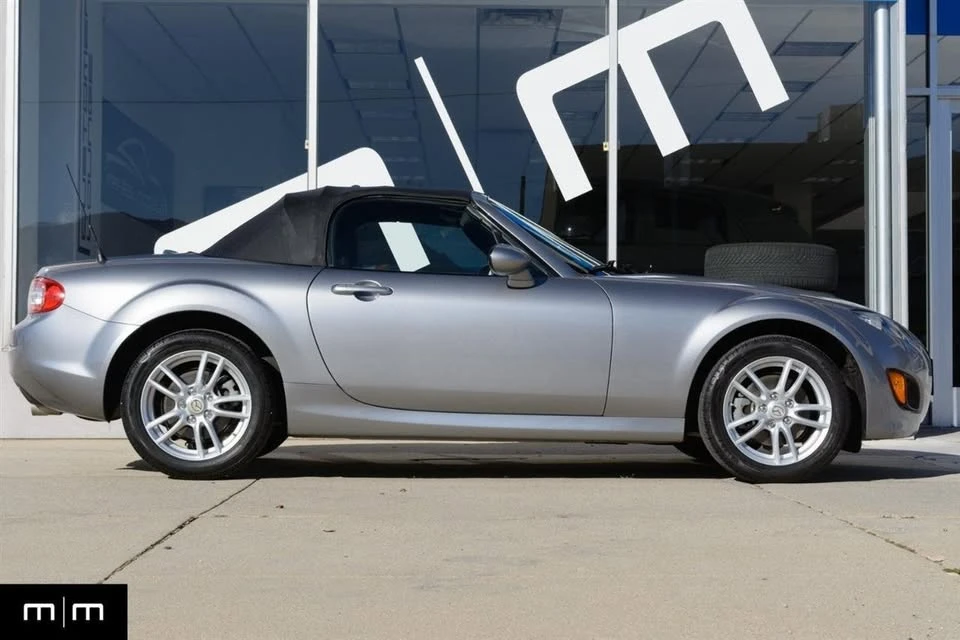 2009 Mazda NC MX-5 Miata - Image 10 of 20