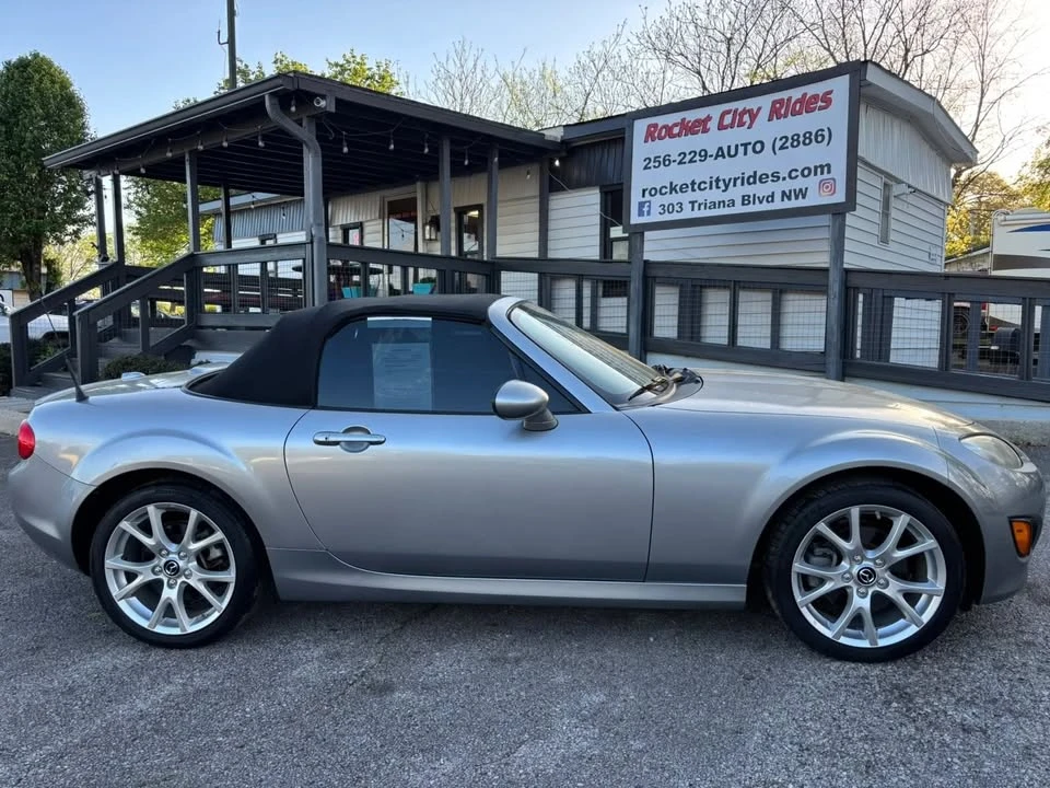 2009 Mazda NC MX-5 Miata - Image 2 of 20
