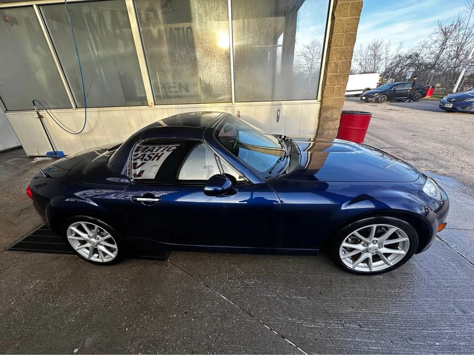 2009 Mazda NC MX-5 Miata - Image 2 of 12