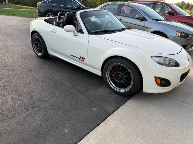 2009 Mazda NC MX-5 Miata - Image 9 of 11