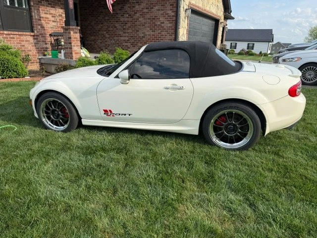 2009 Mazda NC MX-5 Miata - Image 5 of 11
