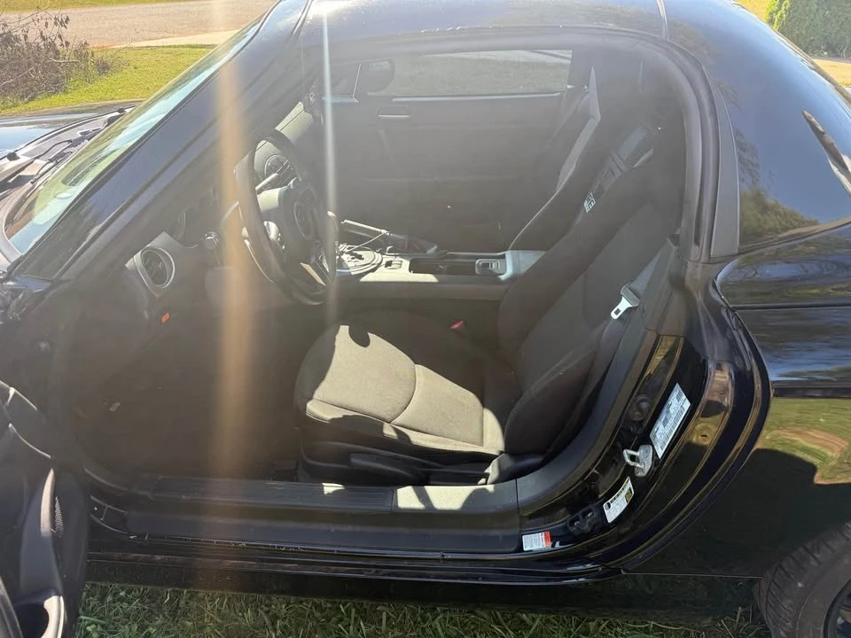 2009 Mazda NC MX-5 Miata - Image 5 of 5