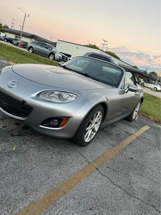 2009 Mazda NC MX-5 Miata - Image 4 of 5