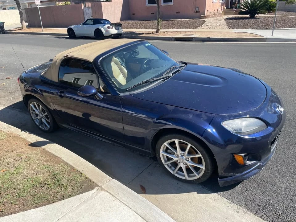 2009 Mazda NC MX-5 Miata - Image 2 of 3