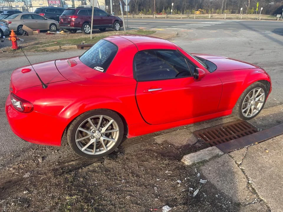 2009 Mazda NC MX-5 Miata - Image 6 of 8