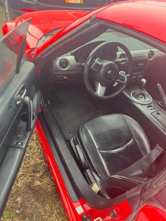 2009 Mazda NC MX-5 Miata - Image 8 of 11