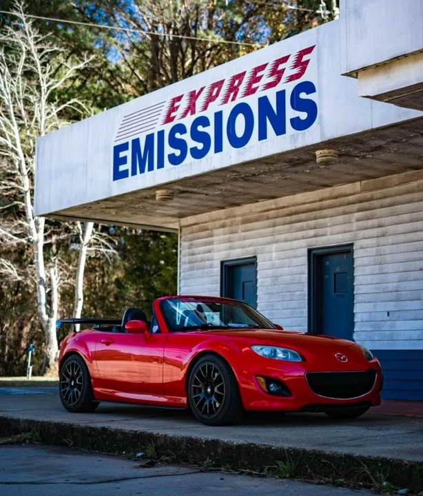 2009 Mazda NC MX-5 Miata - Image 3 of 3