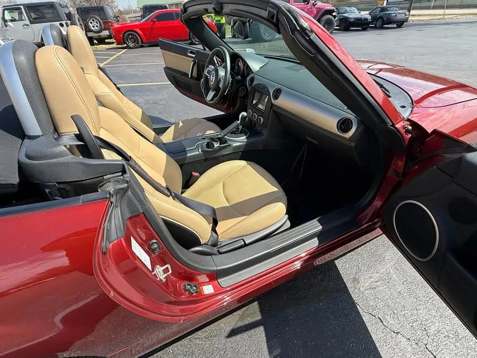 2009 Mazda NC MX-5 Miata - Image 14 of 20