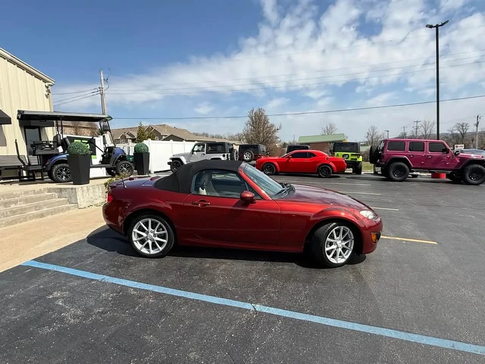 2009 Mazda NC MX-5 Miata - Image 2 of 20