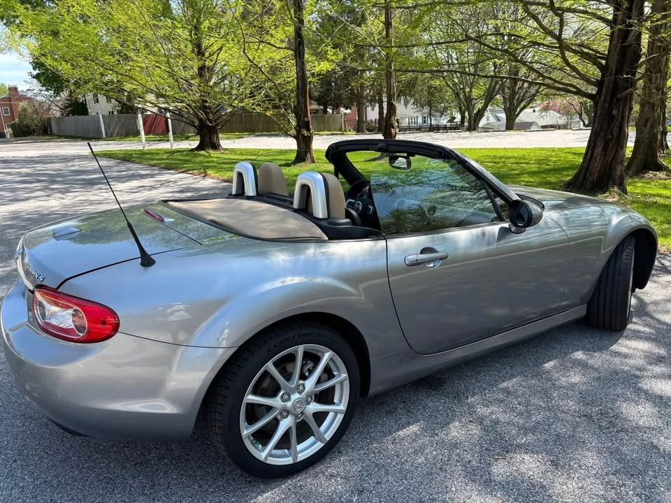 2009 Mazda NC MX-5 Miata - Image 11 of 17